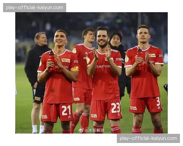 法兰克福1-0柏林联合，制胜球源于精心设计的任意球配合